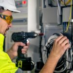 De ce sunt esențiale intervențiile rapide la avarii electrice